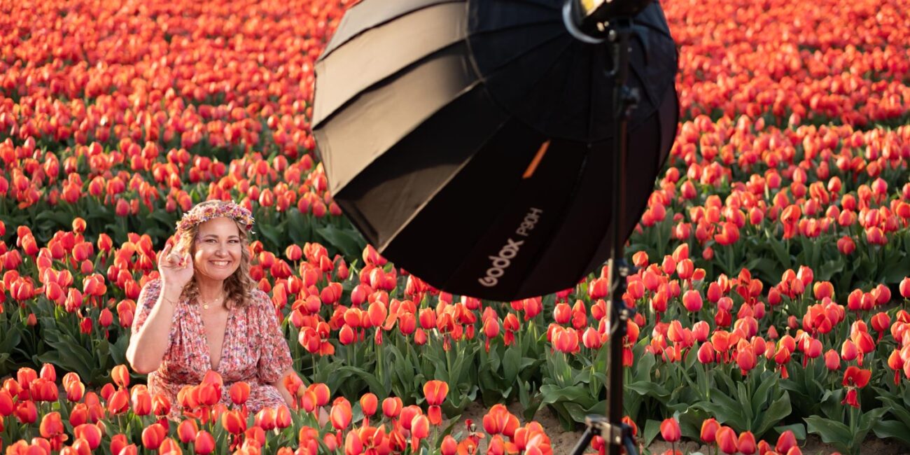 Contact photographe mariage : shooting dans les tulipes provenc¸​ales par Studio Argo.